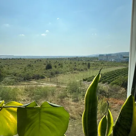 Apartmán Priestranny Podkrovny S Krasnymi Vyhladmi